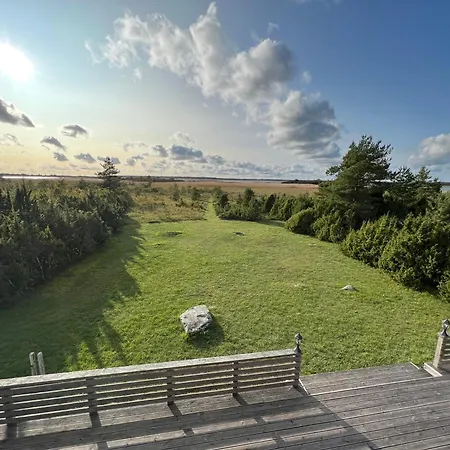 Kivika בית נופש Lahe